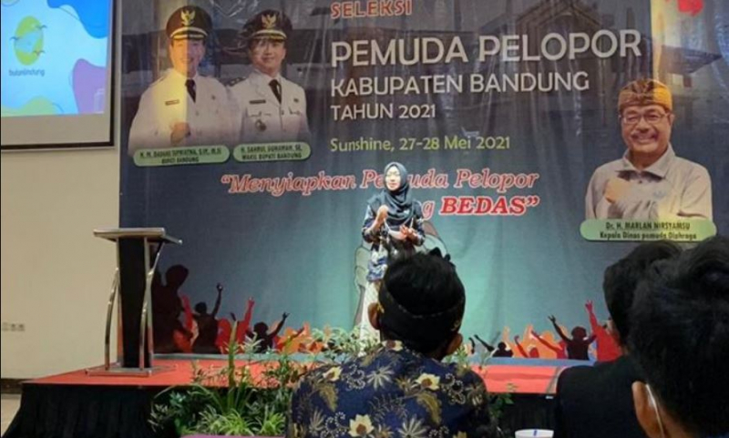 Dosen Muda Prodi PBS Indonesia IKIP Siliwangi Terpilih Sebagai Pemuda Pelopor Terbaik